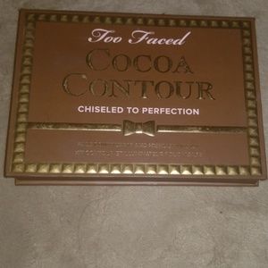 Too Face Contour Pallete